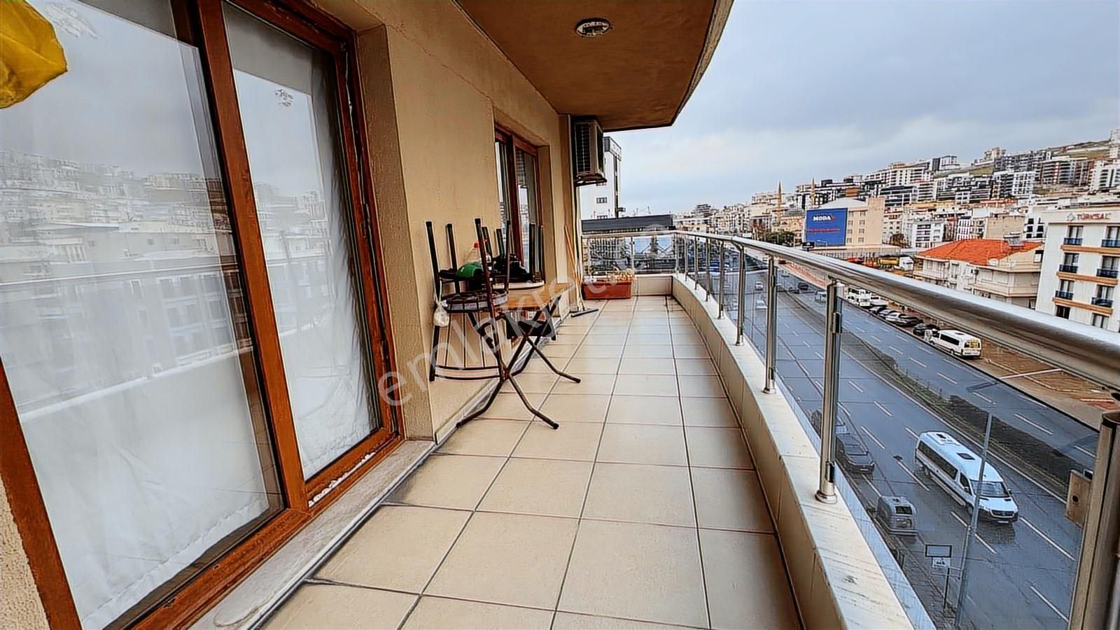 İzmir Küçük Çiğli Mah. Cadde Üzerinde 3+1 Satılık Daire Cb Ph - Görsel 13