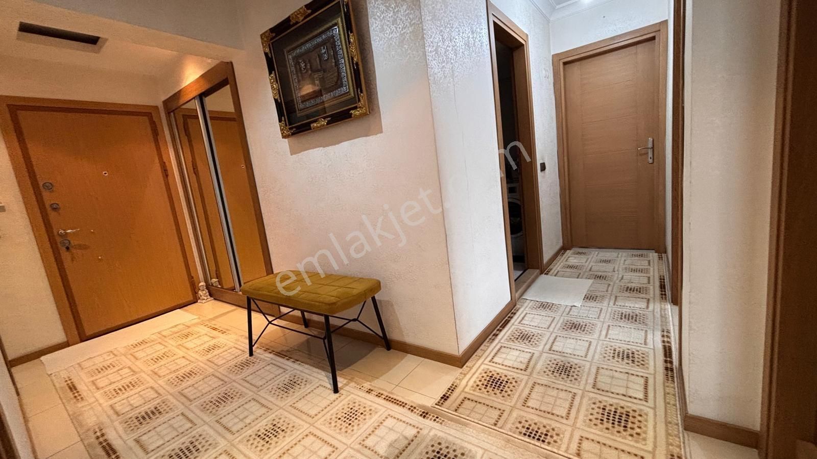 İzmir Küçük Çiğli Mah. Cadde Üzerinde 3+1 Satılık Daire Cb Ph - Görsel 9