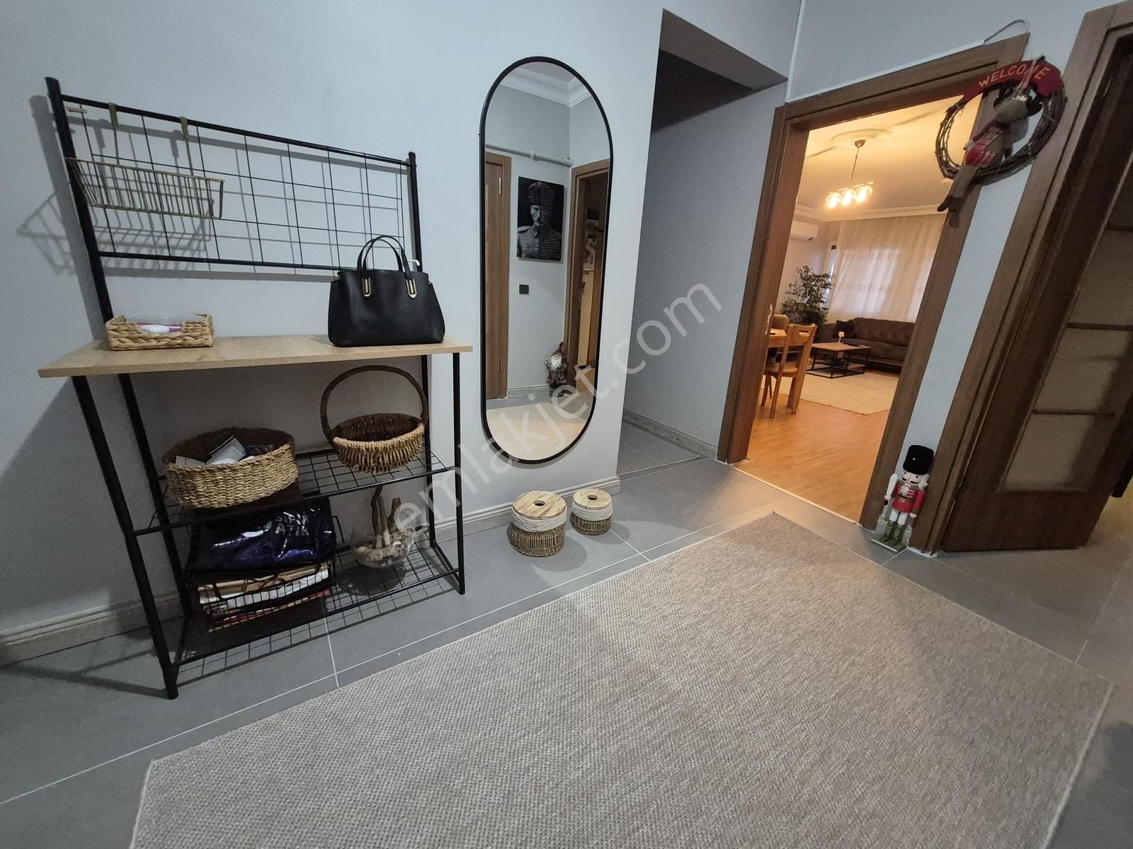 Beylikdüzü Barış Mah.de Satılık 3+1 Daire-ful Tadilatlı - Görsel 8