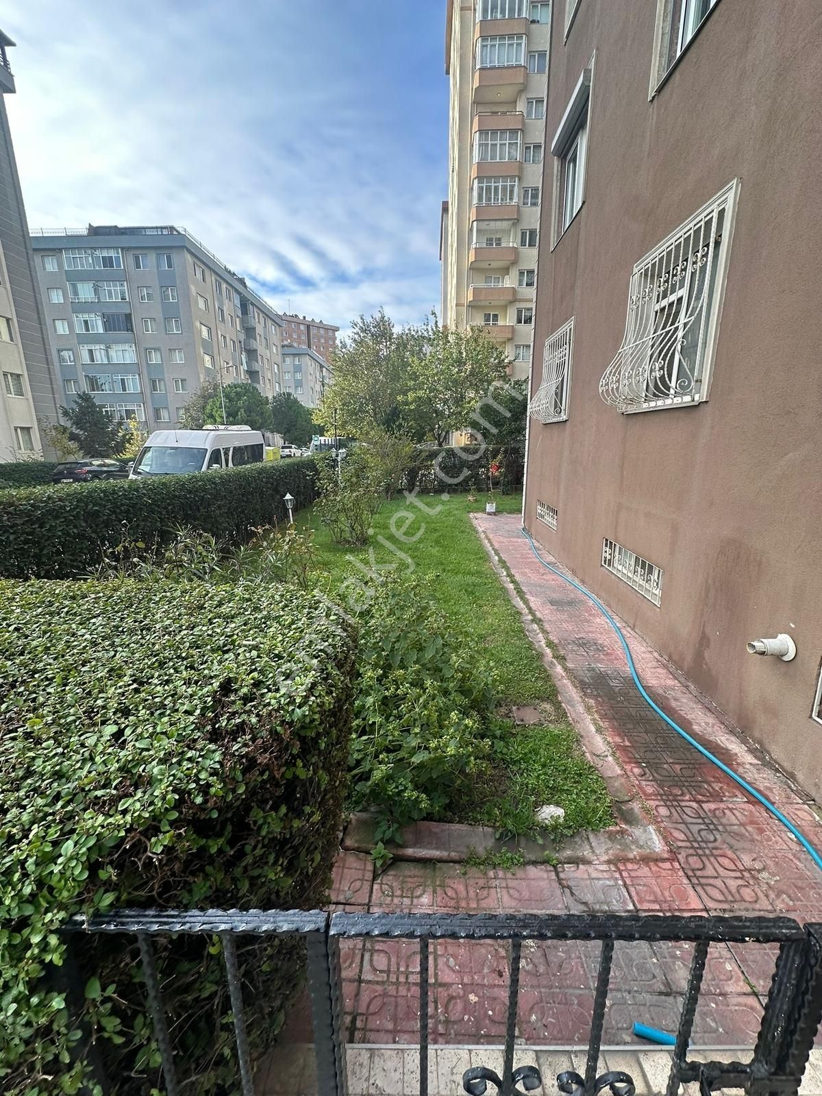 Beylikdüzü Barış Mah.de Satılık 3+1 Daire-ful Tadilatlı - Görsel 10