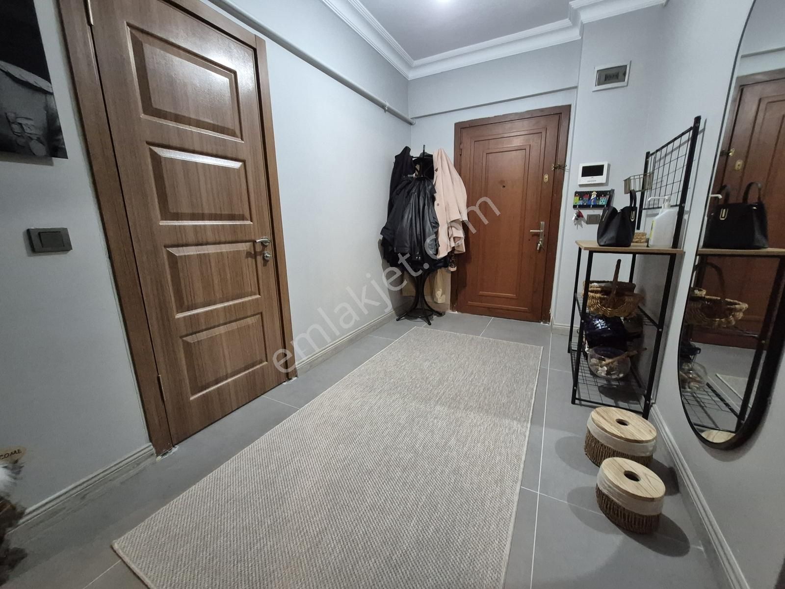 Beylikdüzü Barış Mah.de Satılık 3+1 Daire-ful Tadilatlı - Görsel 26