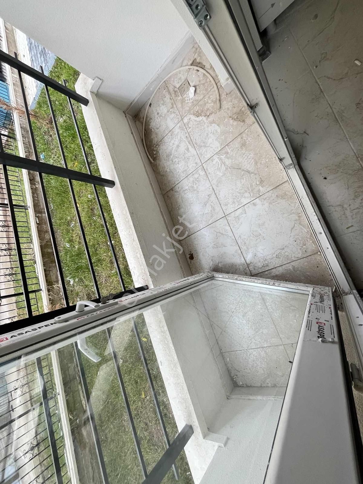 Merkezi Konum Çarşı Yakını 2+1 90m2 K.otoparklı Fırsat Daire !! - Görsel 23