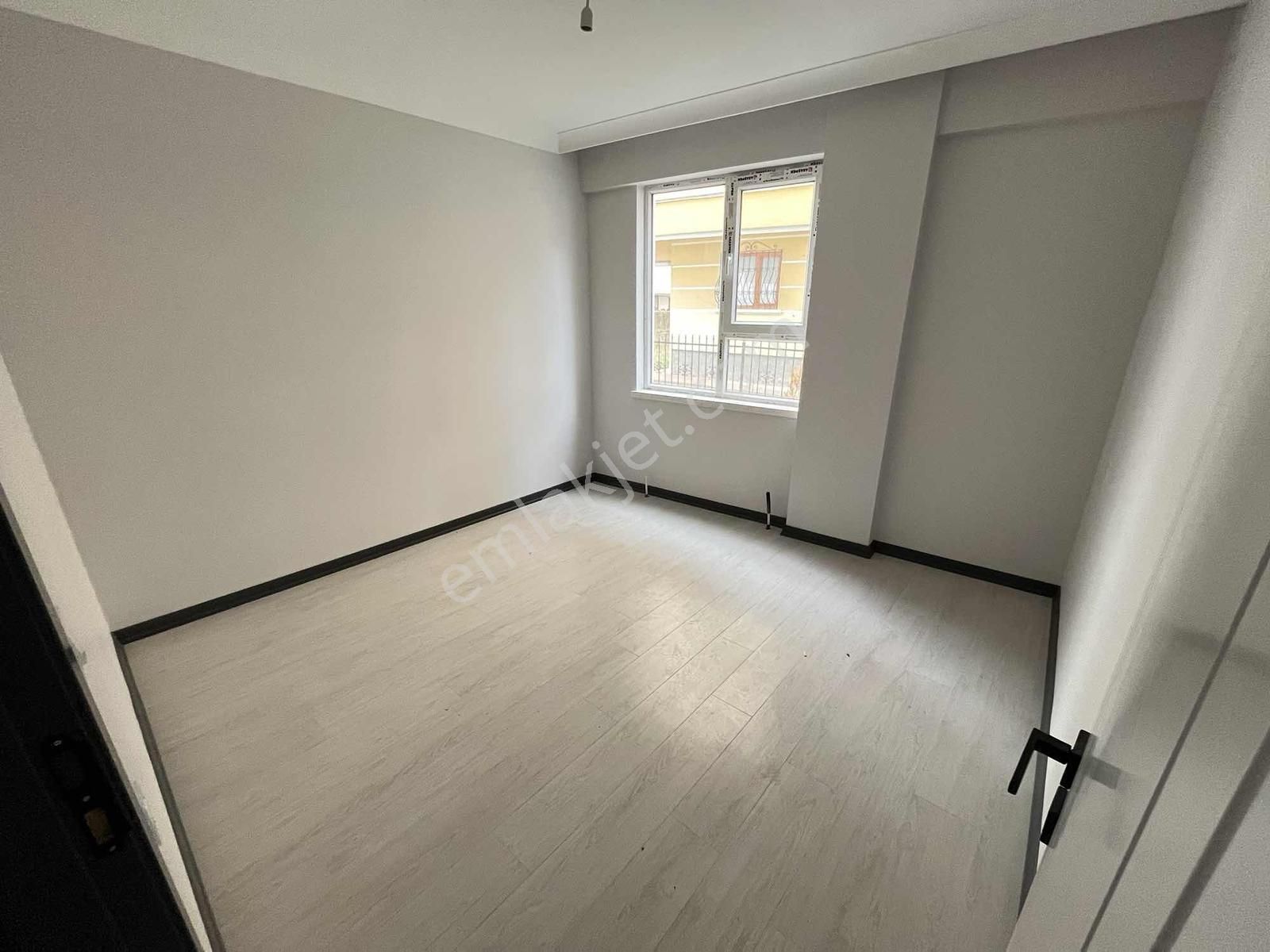 Merkezi Konum Çarşı Yakını 2+1 90m2 K.otoparklı Fırsat Daire !! - Görsel 9