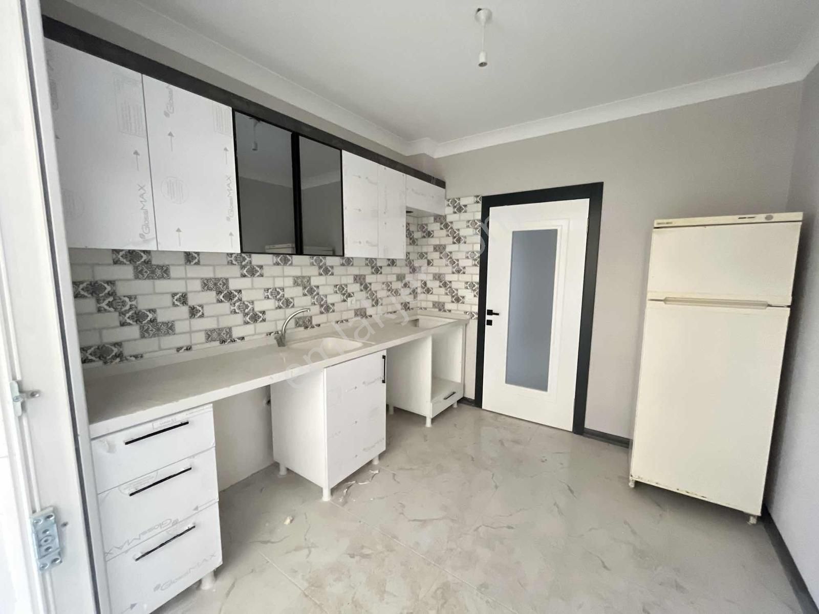 Merkezi Konum Çarşı Yakını 2+1 90m2 K.otoparklı Fırsat Daire !! - Görsel 27