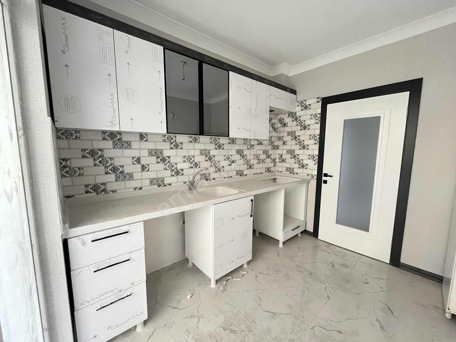 Merkezi Konum Çarşı Yakını 2+1 90m2 K.otoparklı Fırsat Daire !! - Görsel 22