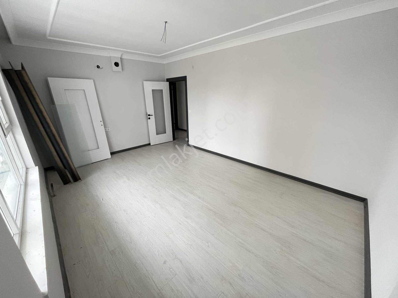 Merkezi Konum Çarşı Yakını 2+1 90m2 K.otoparklı Fırsat Daire !! - Görsel 30