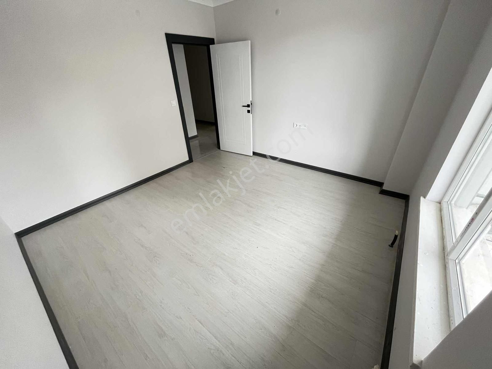 Merkezi Konum Çarşı Yakını 2+1 90m2 K.otoparklı Fırsat Daire !! - Görsel 14