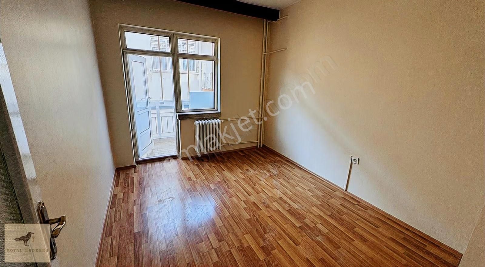 Satılık, Ayrancı, Güvenlik Cad. Ön Cephe, 3+1, 3. Kat, Otoparklı - Görsel 19