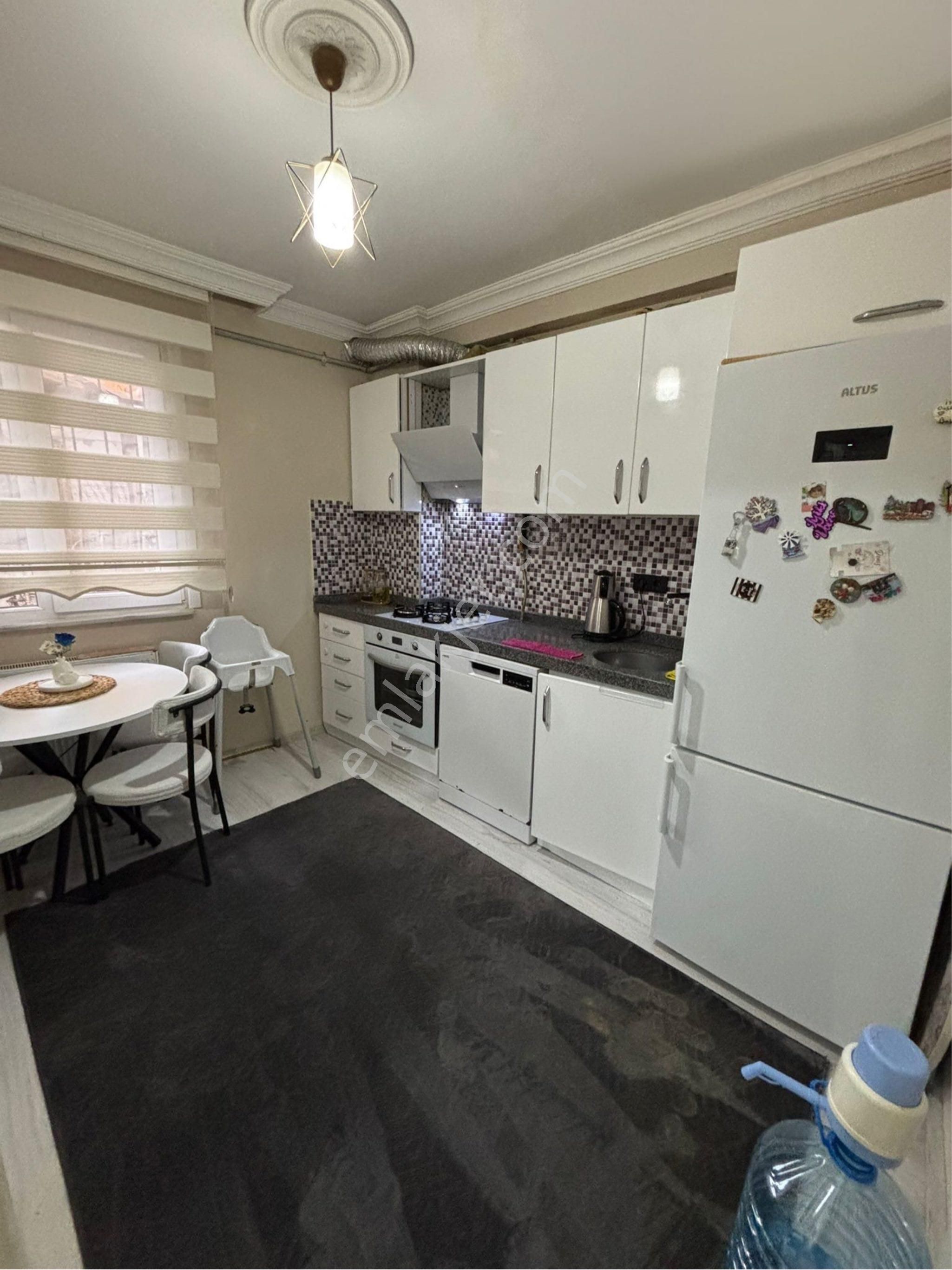 Sancaktepe Veysel Karani Mahallesi'nde Satılık 2 + 1 Toprak Temassız Daire - Görsel 2