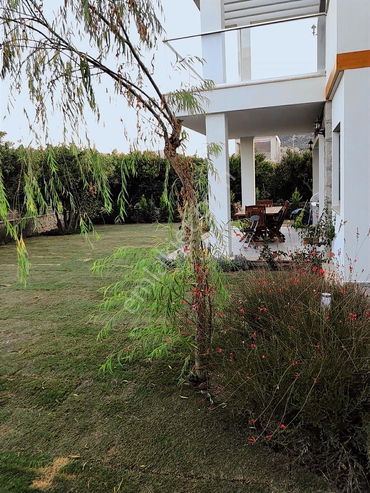 Bodrum Ortakent'de 3+1 Yıllık Kiralık Bahçe Katı Daire - Görsel 6