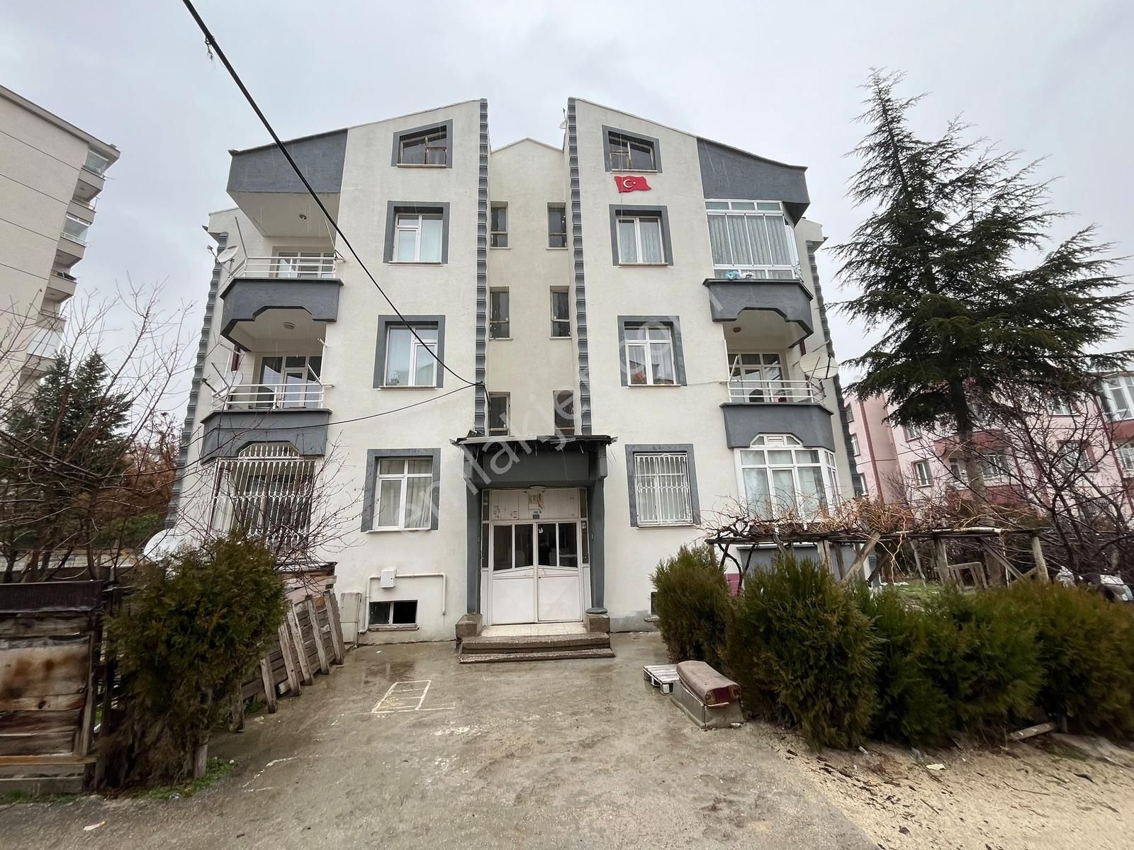 Bosna Hersek Mah.hizmet Siteleri Bakımlı 3+1 Daire - Görsel 21