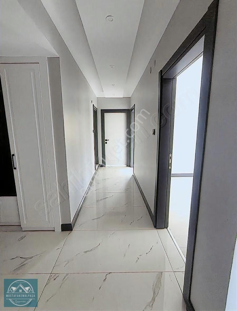 Yunusemre'de Kapalı Pazar Arkası 3+1 Satılık Daire - Görsel 3