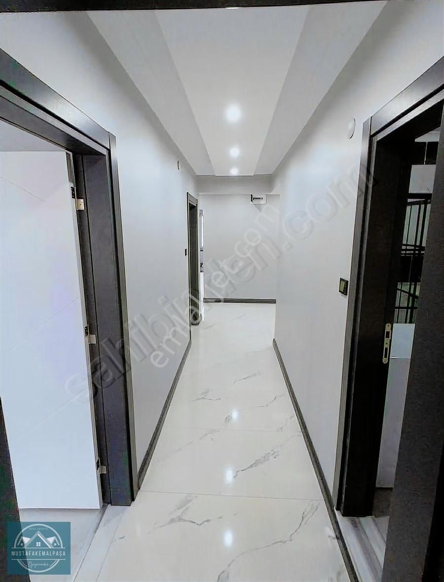 Yunusemre'de Kapalı Pazar Arkası 3+1 Satılık Daire - Görsel 13