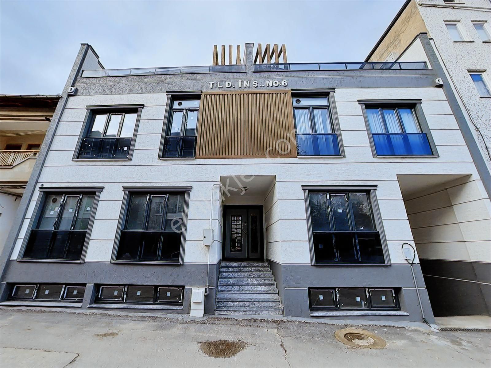 Beşevlerde Yatırımlık Fırsat Fiyata 1+1 Ters Dubleks Daire - Görsel 16