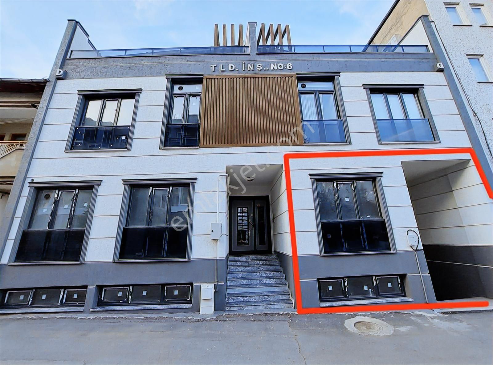 Beşevlerde Yatırımlık Fırsat Fiyata 1+1 Ters Dubleks Daire