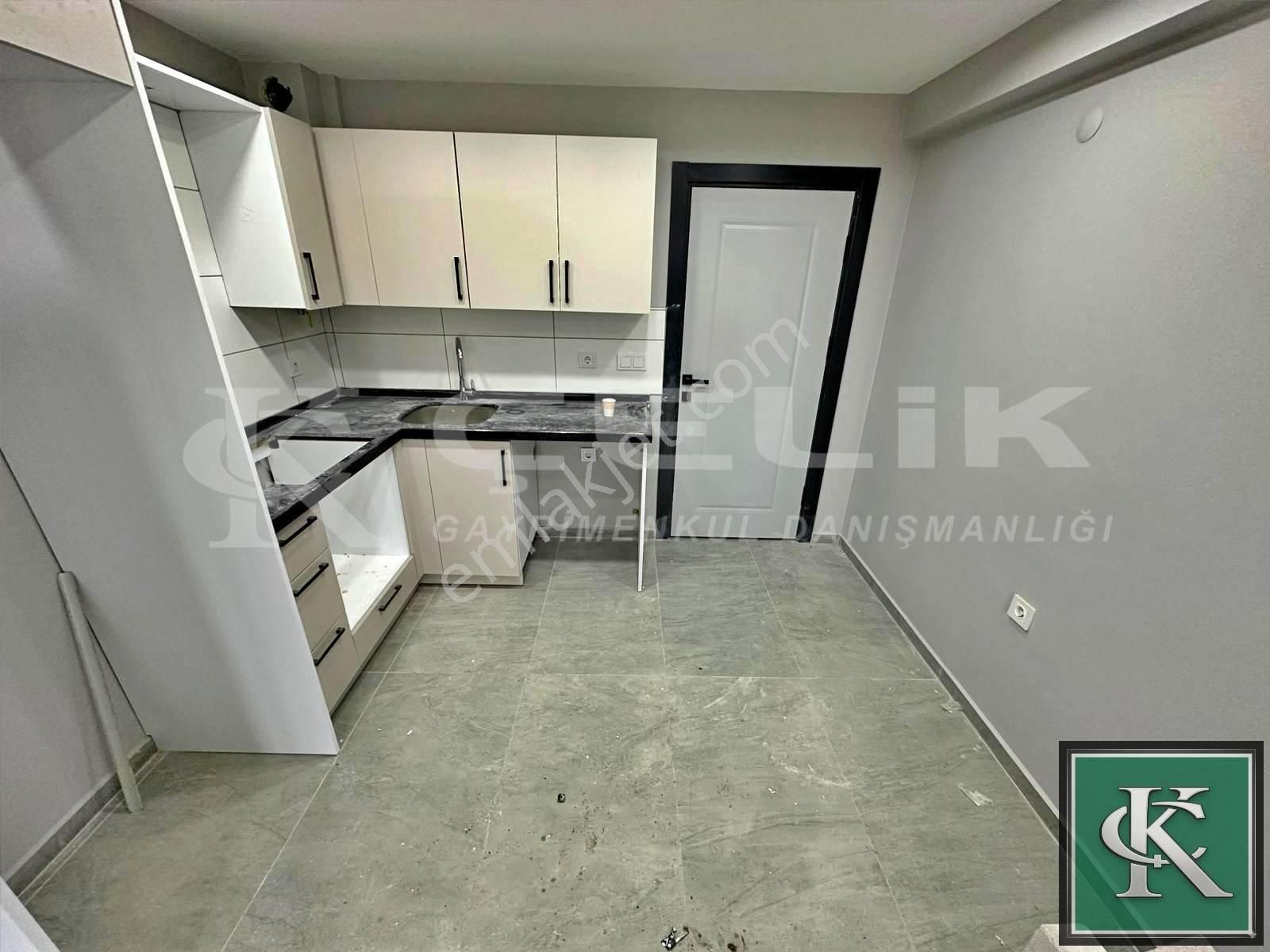 Bandırma Çelik Emlaktan Yeni Mah Lüx Kiralık 1+1 Daireler - Görsel 14