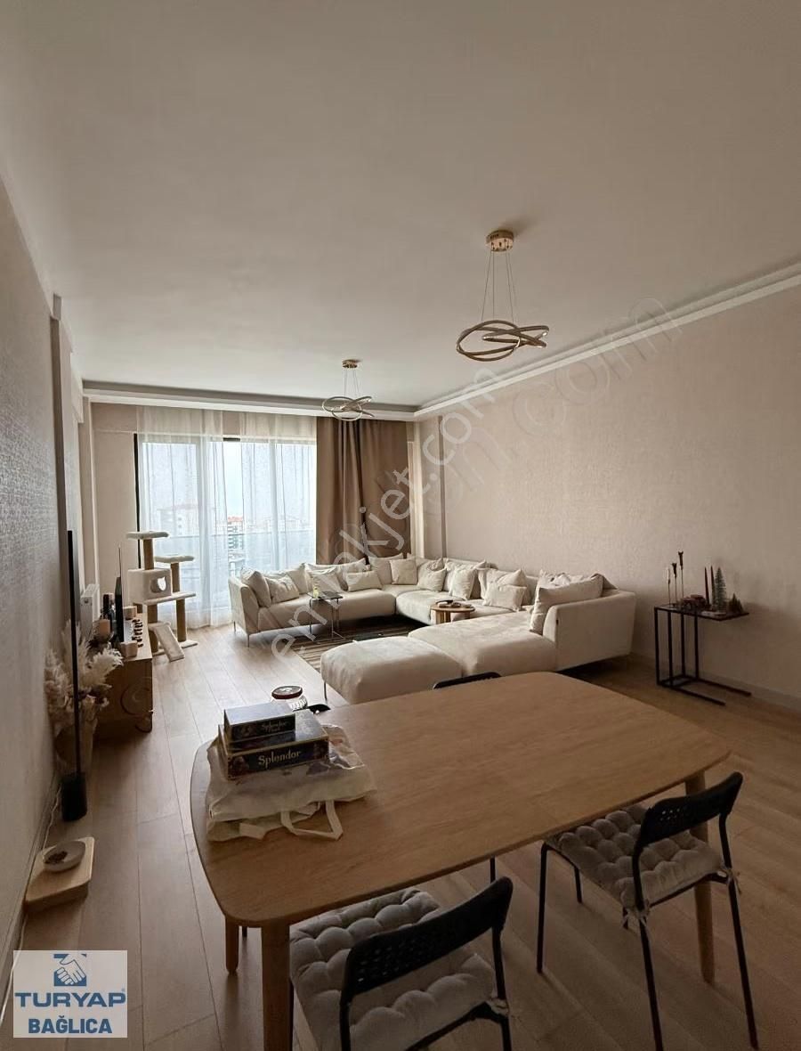 Bağlıcada Site İçerisinde 4+1 Harika Daire - Görsel 13