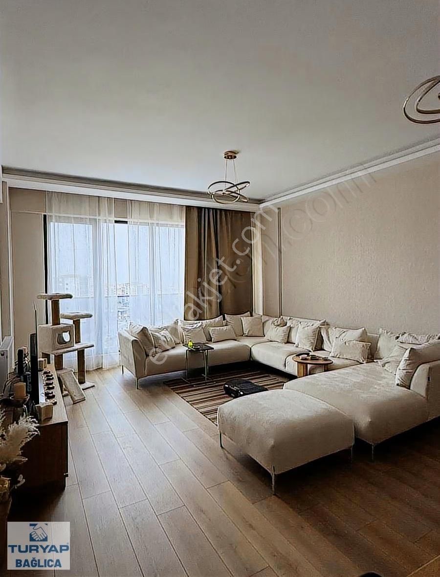 Bağlıcada Site İçerisinde 4+1 Harika Daire - Görsel 5