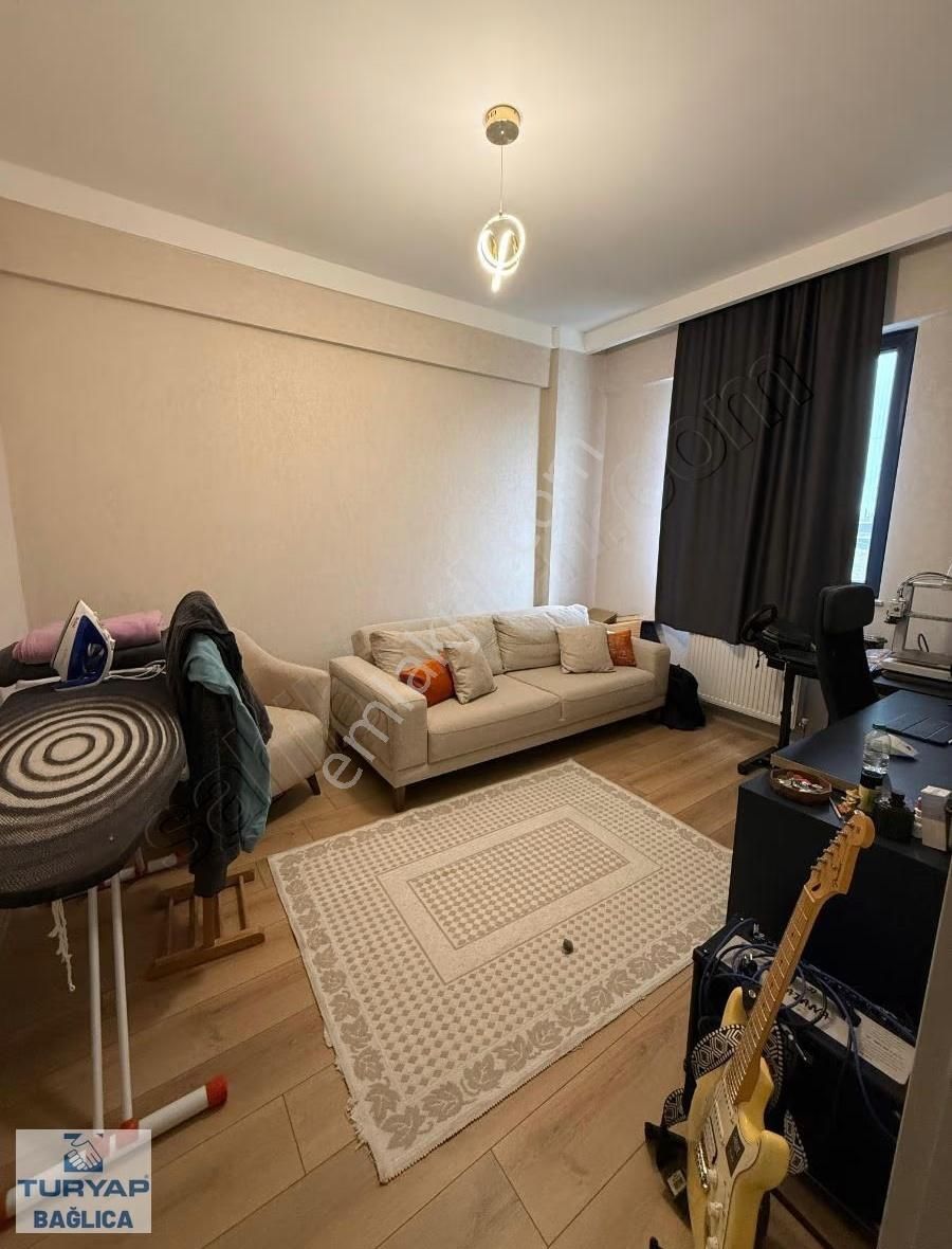 Bağlıcada Site İçerisinde 4+1 Harika Daire - Görsel 3