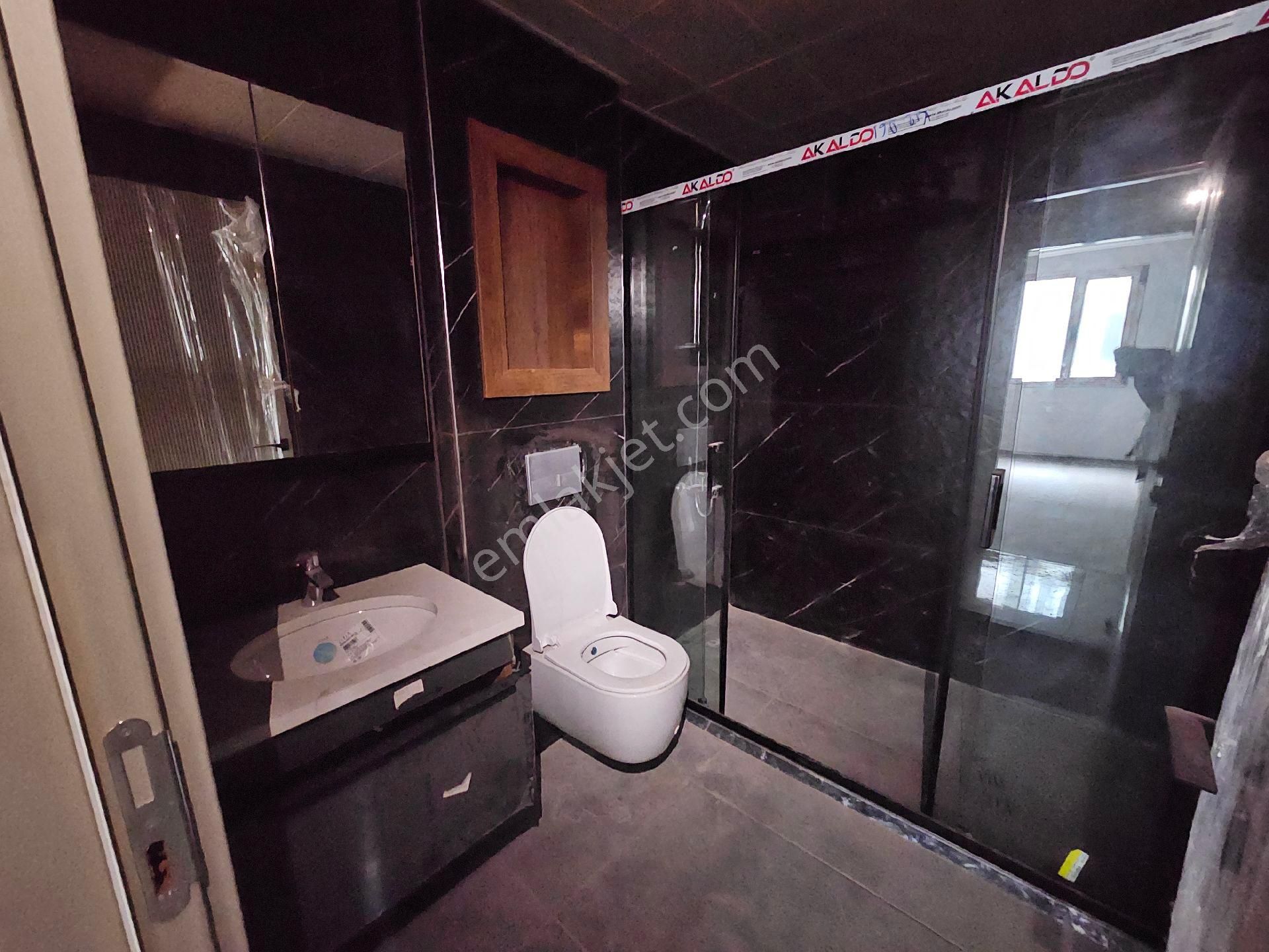 Menemen Devlet Hastanesi Konumunda | Site İçinde | Havuzlu | Otoparklı | 4+1 Lüks Kiralık Daire - Görsel 10