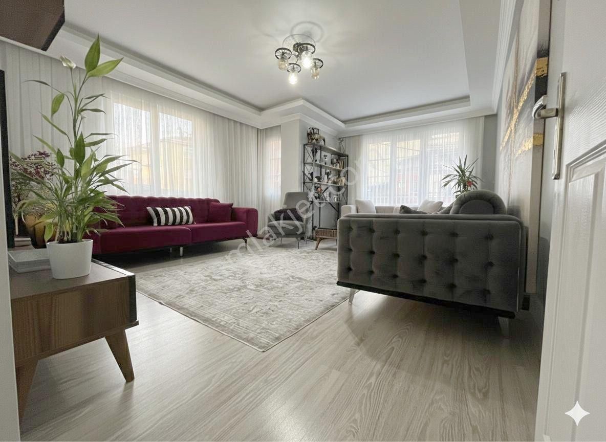 Satılık Daire Pendik Esenyalı Mahallesi