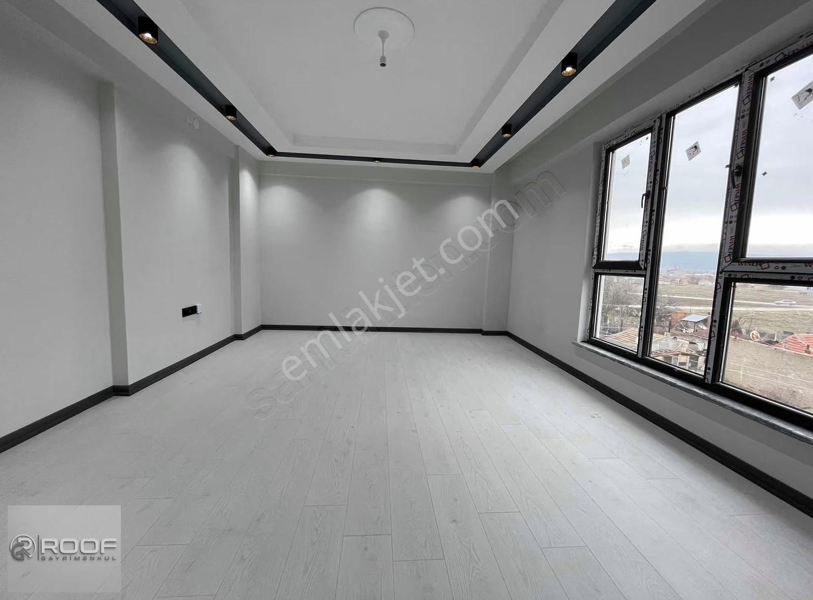 Roof Gayrimenkul'den Sessiz Ve Değerli Konumda 3+1 | 120 M² - Görsel 34