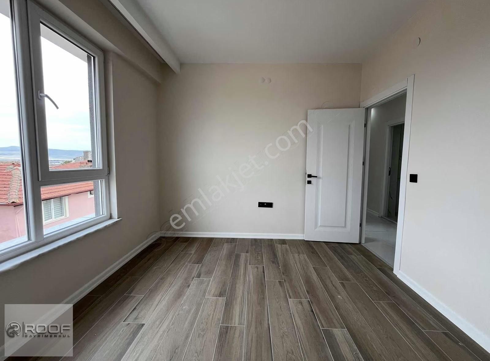 Roof Gayrimenkul'den Manzaralı | Köşe Cephe 3+1 - Görsel 18