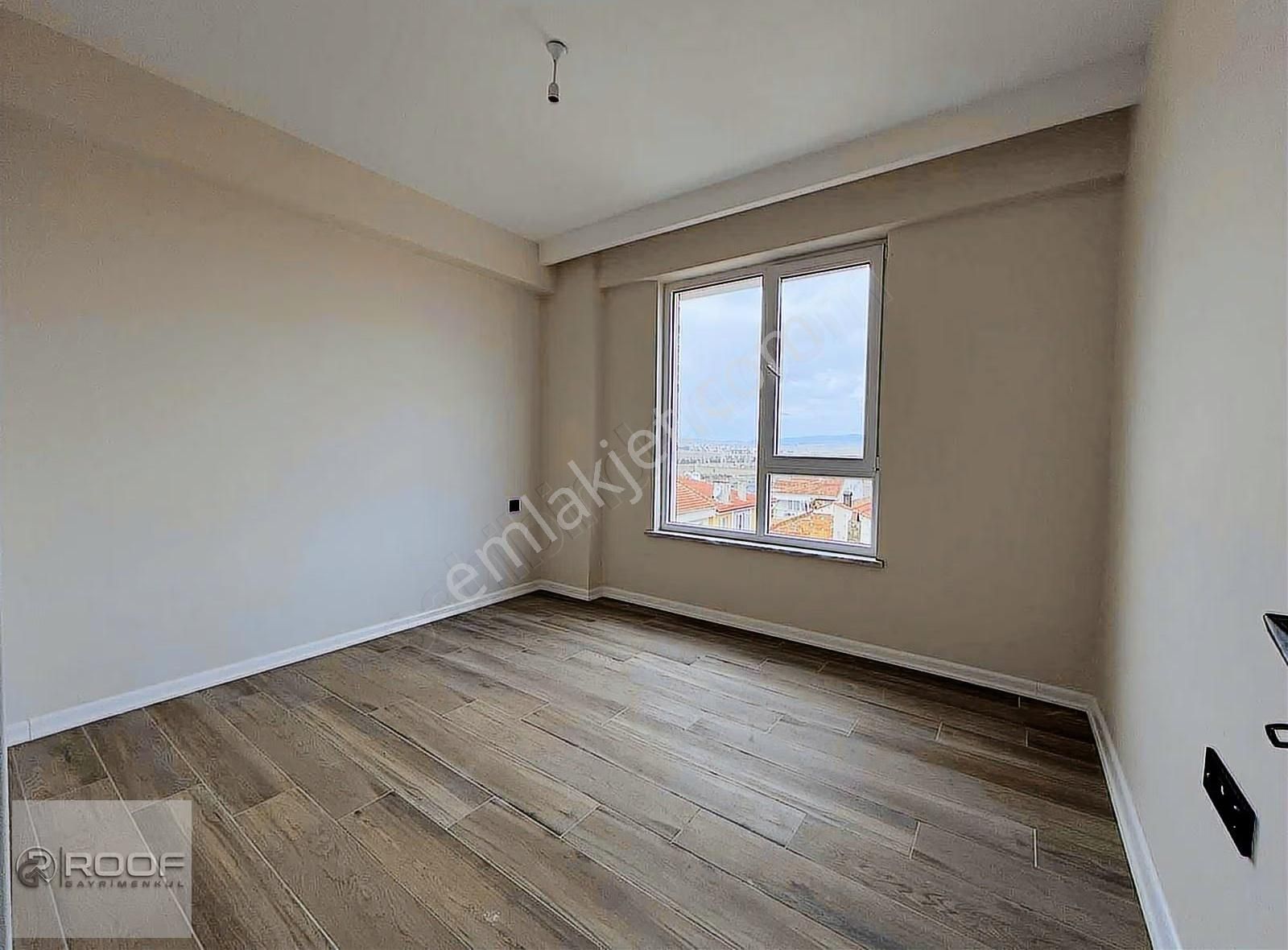 Roof Gayrimenkul'den Manzaralı | Köşe Cephe 3+1 - Görsel 7