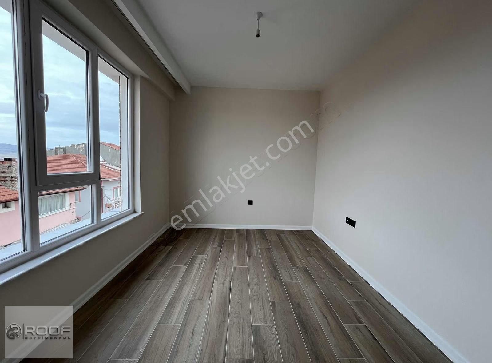 Roof Gayrimenkul'den Manzaralı | Köşe Cephe 3+1 - Görsel 17