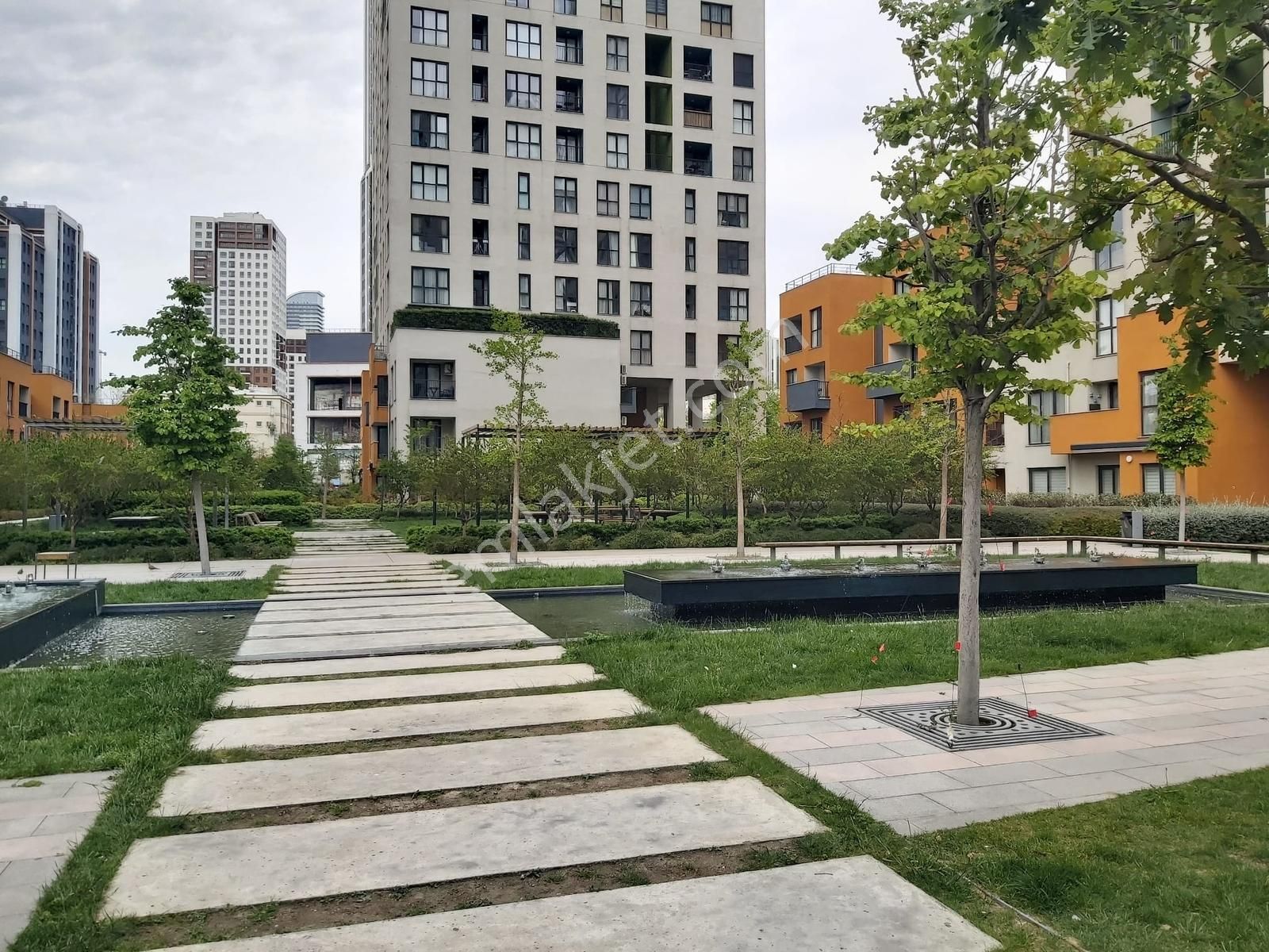 Hep İstanbul'da 23. Kat 2+1 125m2 Ebeveyin Banyolu Komple Eşyalı - Görsel 5