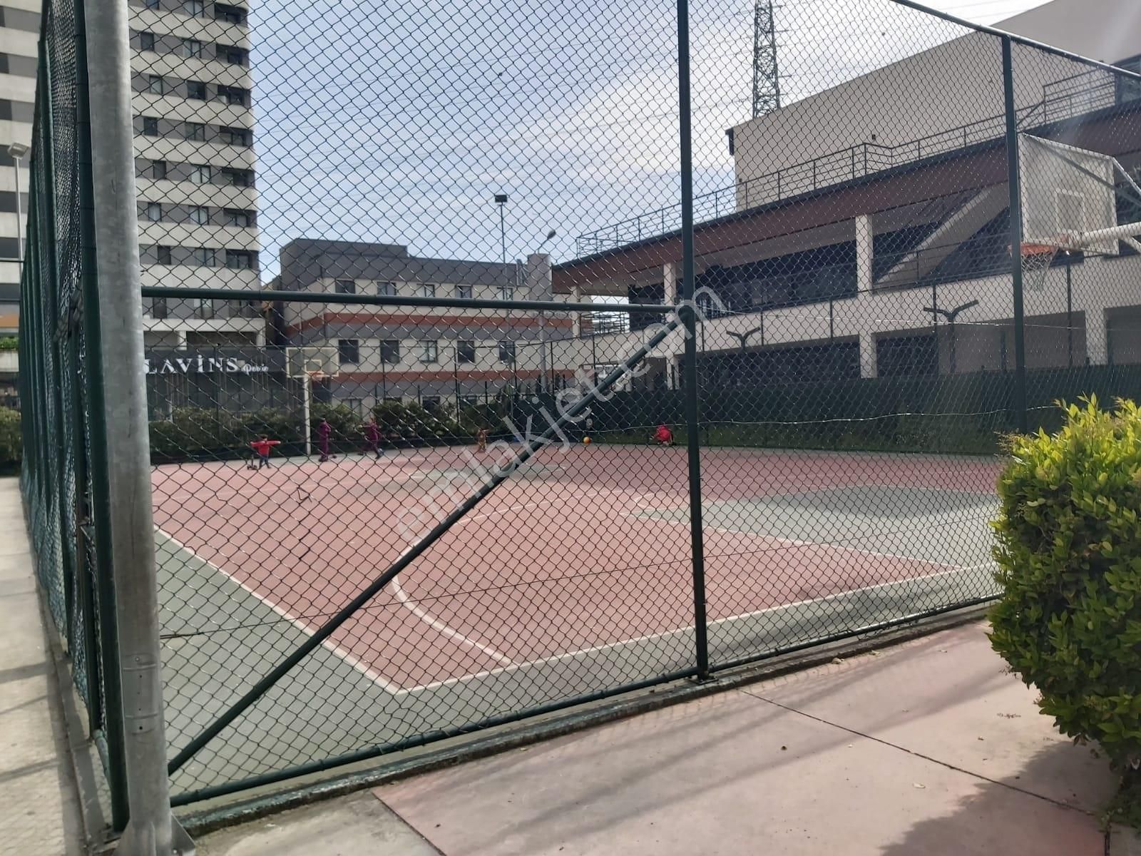 Hep İstanbul'da 23. Kat 2+1 125m2 Ebeveyin Banyolu Komple Eşyalı - Görsel 11