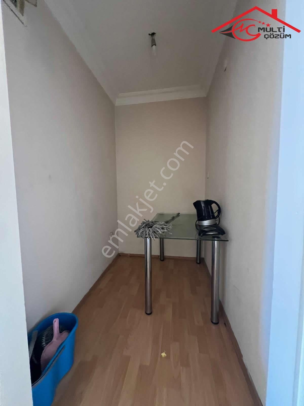 Şirinevler Mahmutbey Caddesinde İş Hanında Satılık Ofis İşyeri Büro - Görsel 5