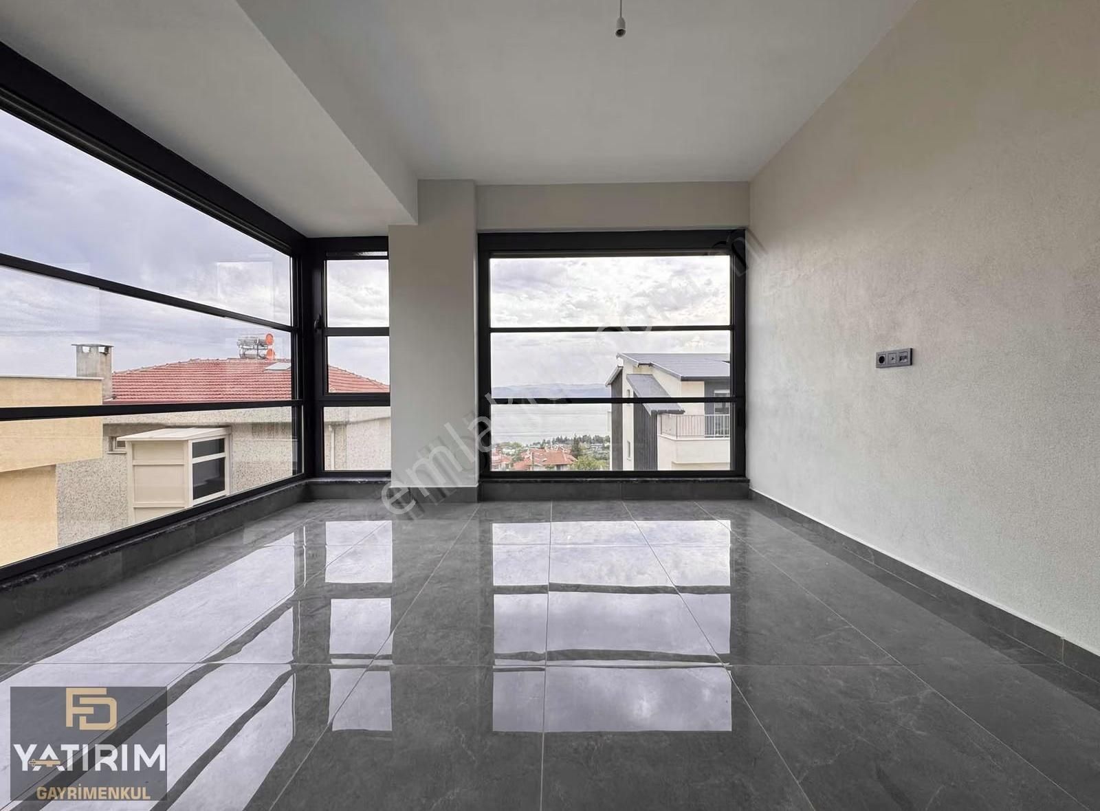 Full Deniz Manzaralı Asansörlü 3+1 200m2 Lüx Ara Kat Daire - Görsel 9