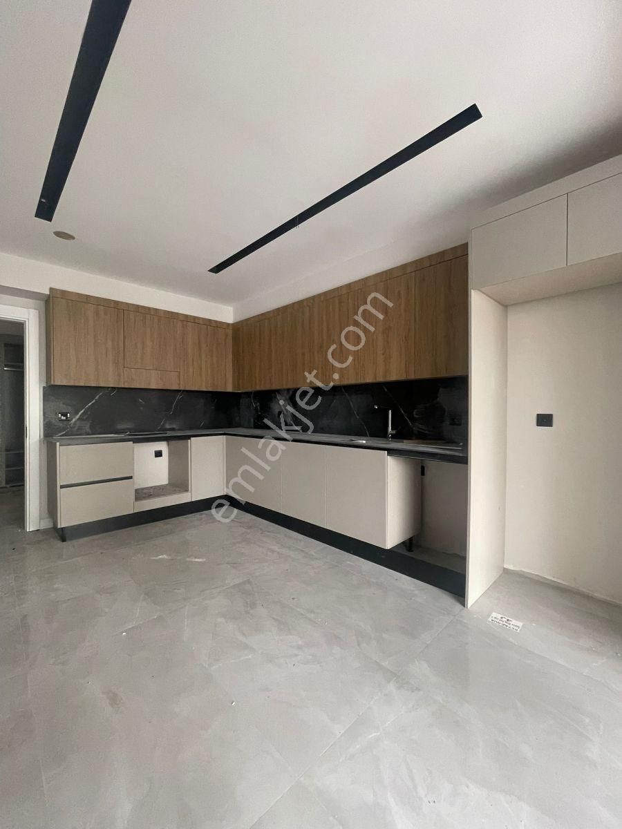 Gültepe Mahallesin'de 4+0 Lüks Geniş Daire - Görsel 10