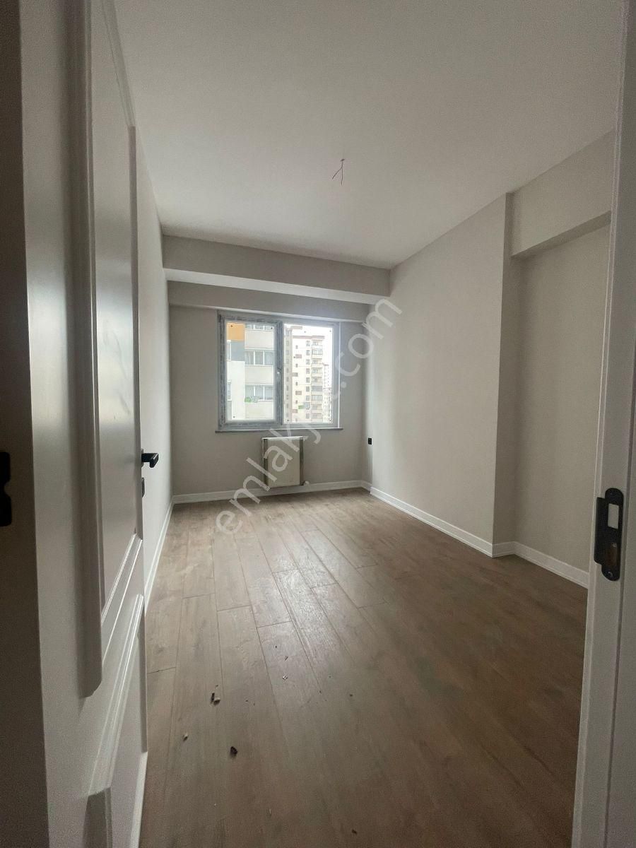 Gültepe Mahallesin'de 4+0 Lüks Geniş Daire - Görsel 17