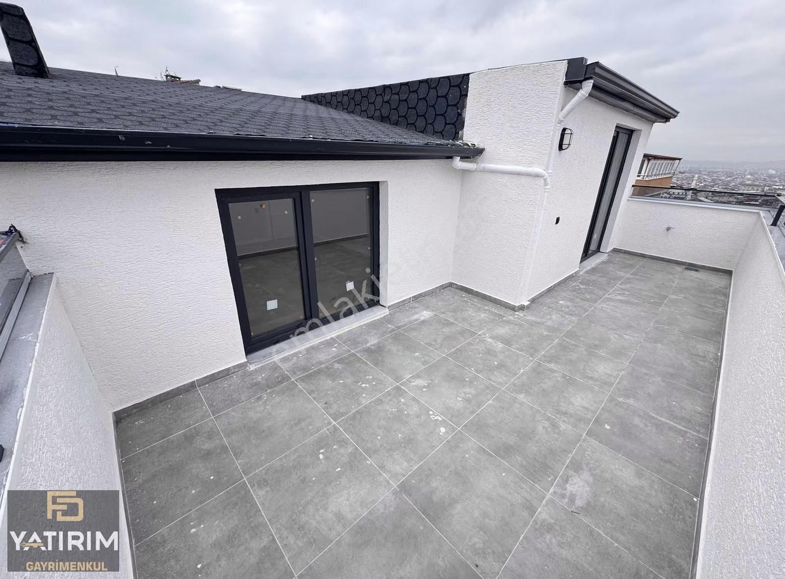 Darıca Merkezde Asansörlü Lüx Geniş 4+1 200 M2 Muhteşem Dubleks - Görsel 3