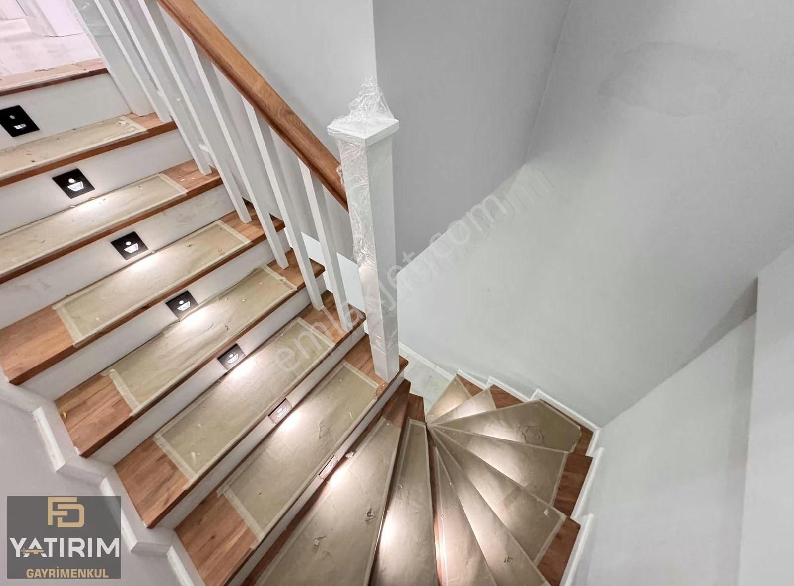 Darıca Merkezde Asansörlü Lüx Geniş 4+1 200 M2 Muhteşem Dubleks - Görsel 8