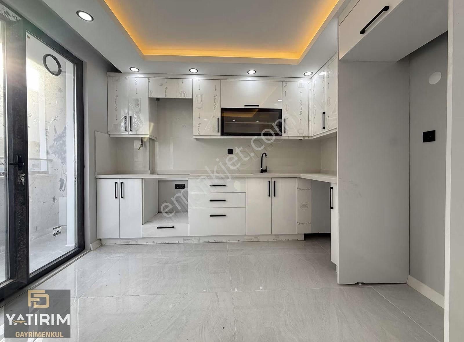 Bayrqmoğlu Sahil Yakını Asansörlü 2+1 90m2 Lüks Ara Kat Daire - Görsel 4