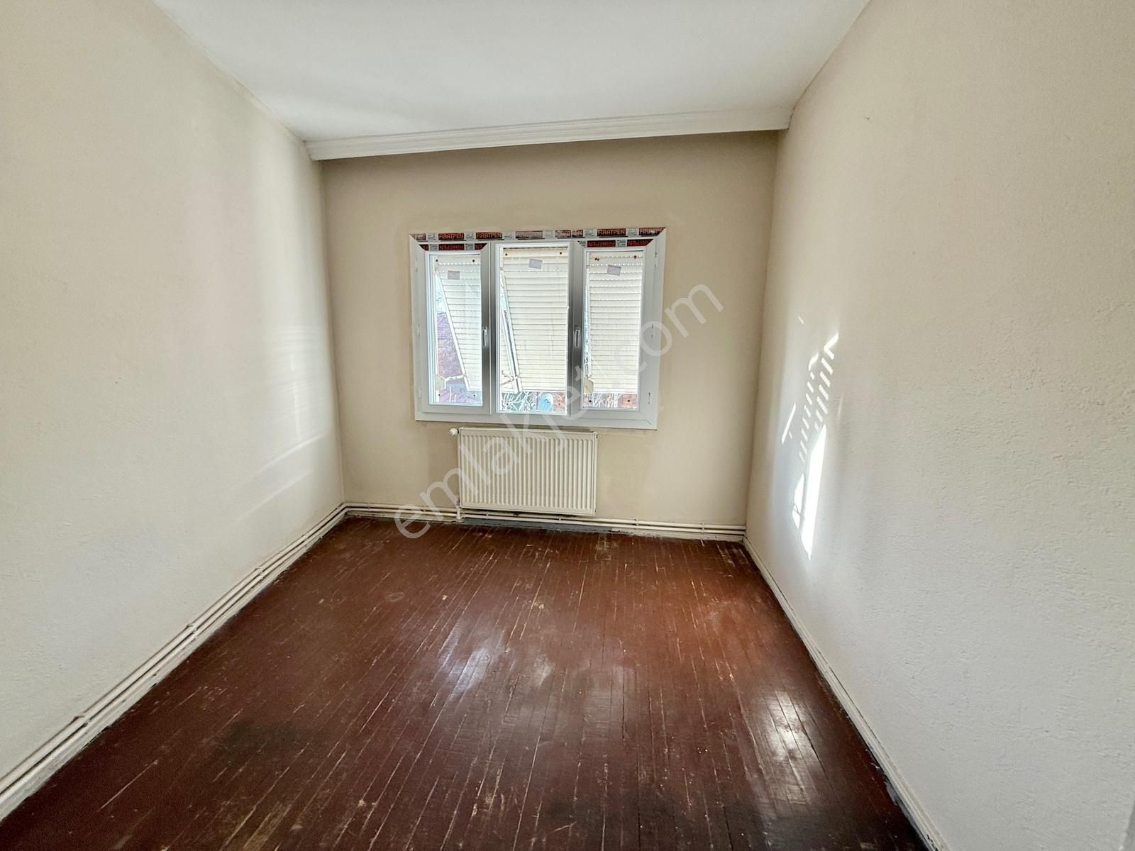 Çiğli'de Merkezi Konumda Kiralık 2+1 Daire - Görsel 9