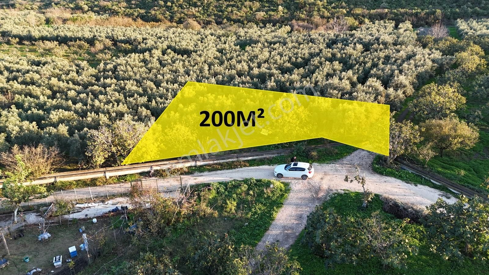 Nilüfer Fadıllı Mahallesi'nde Yola Cephe Tek Tapu Tarla