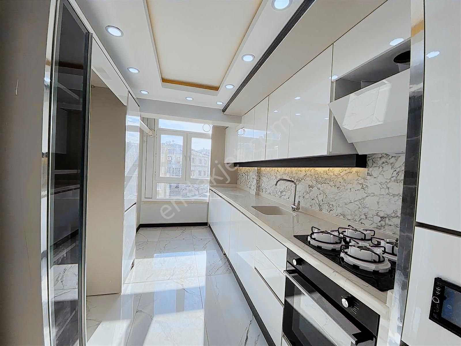 Etimesgut Alsancak Mah. Asansörlü Ara Kat Ful Yapılı 3+1 Daire - Görsel 25