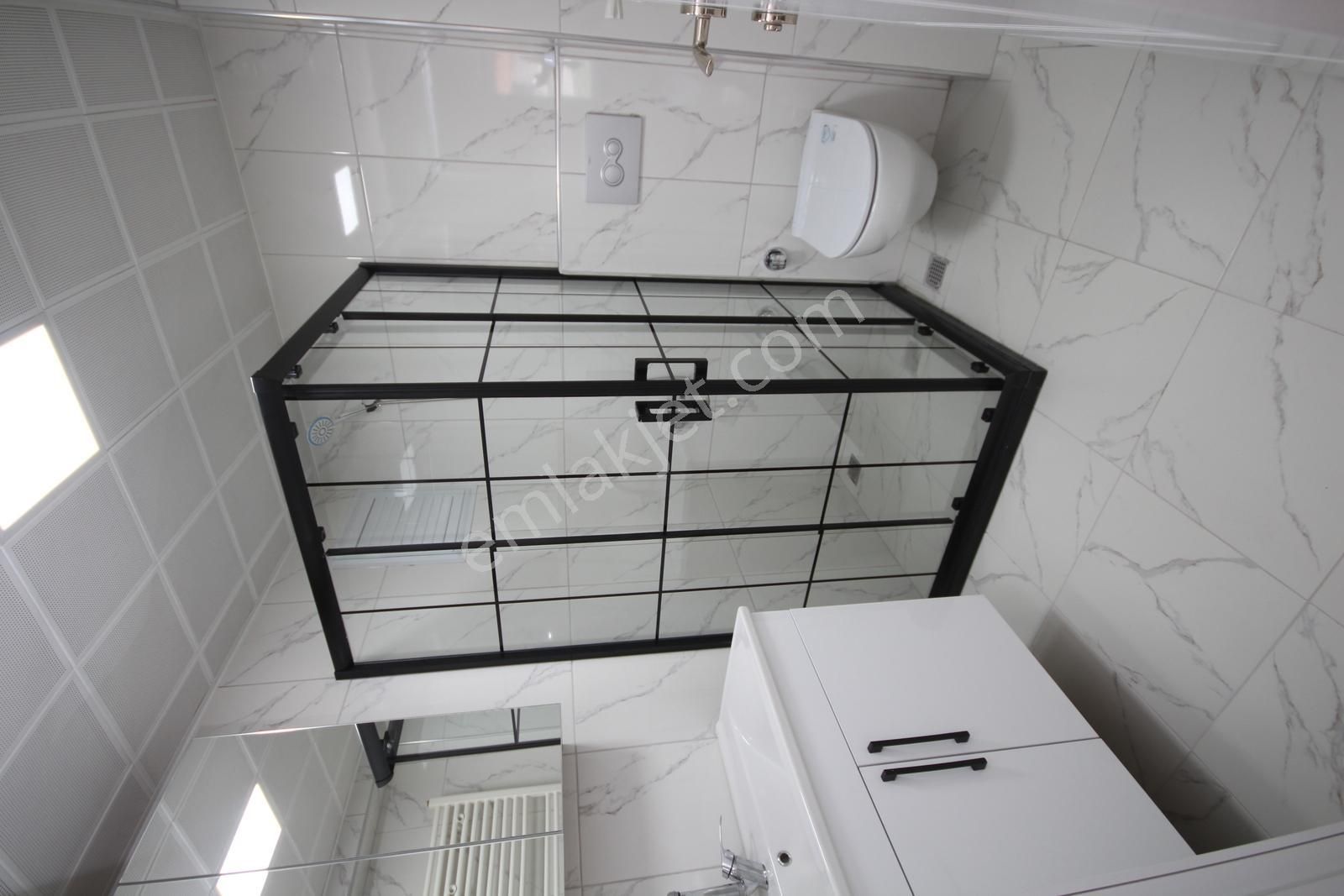 Etimesgut Süvari'de Arakat Ön Cephe Lüks Yapılı 110m2 3+1 Daire - Görsel 21