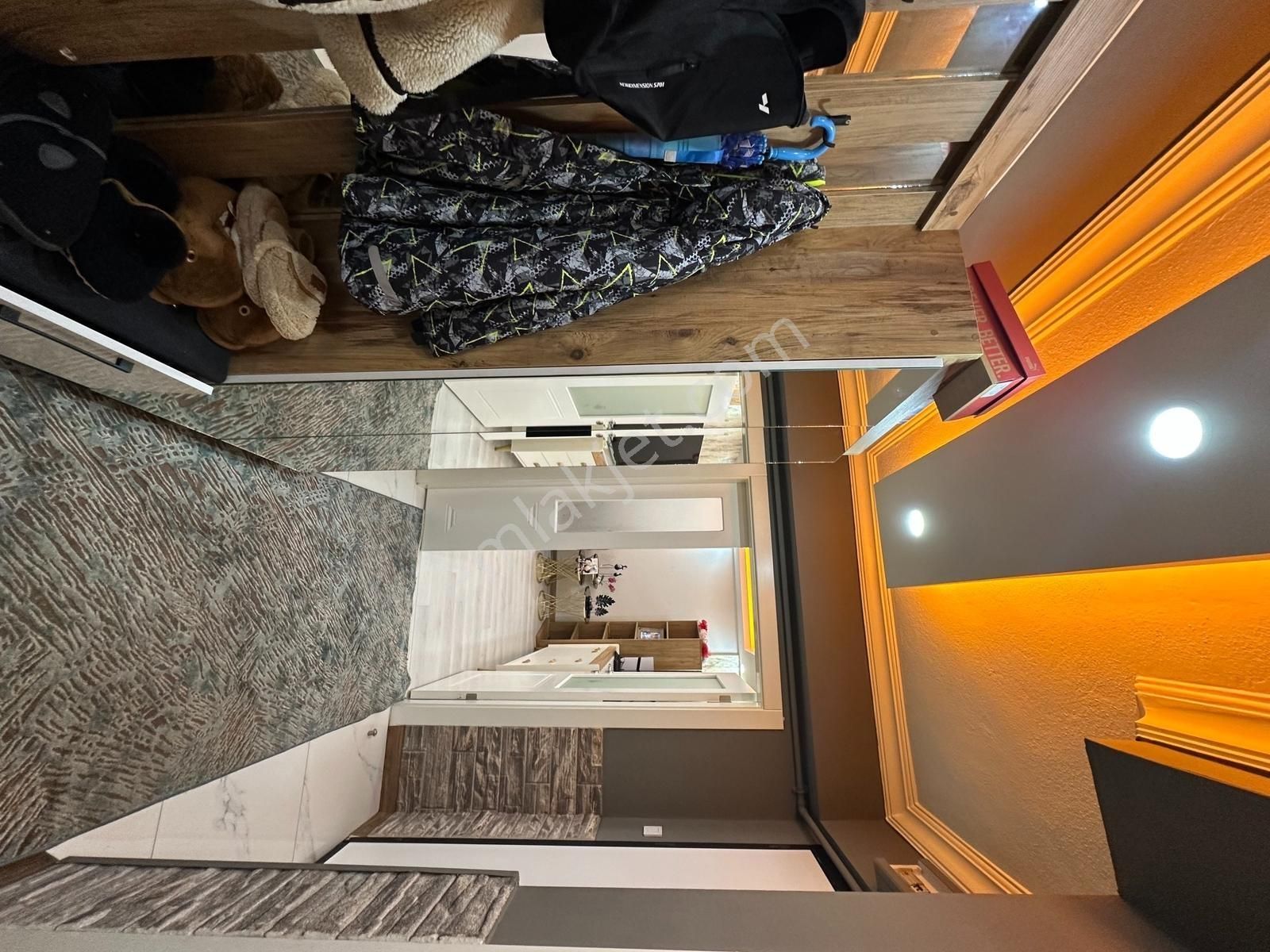 Etimesgut Süvari'de Arakat Ön Cephe Lüks Yapılı 110m2 3+1 Daire - Görsel 4