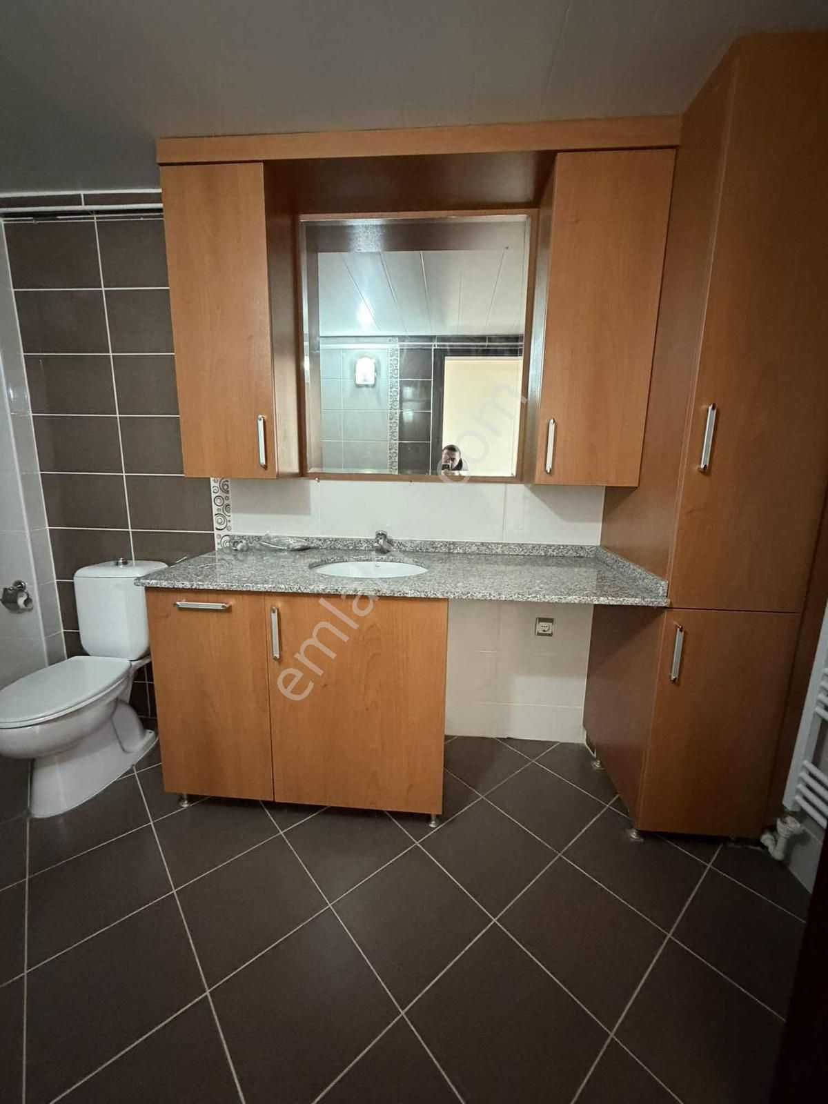 Zeytinköy Yüksektepe Market Yakını Ara Kat 3+1 180 M2 Kiralık ! - Görsel 8