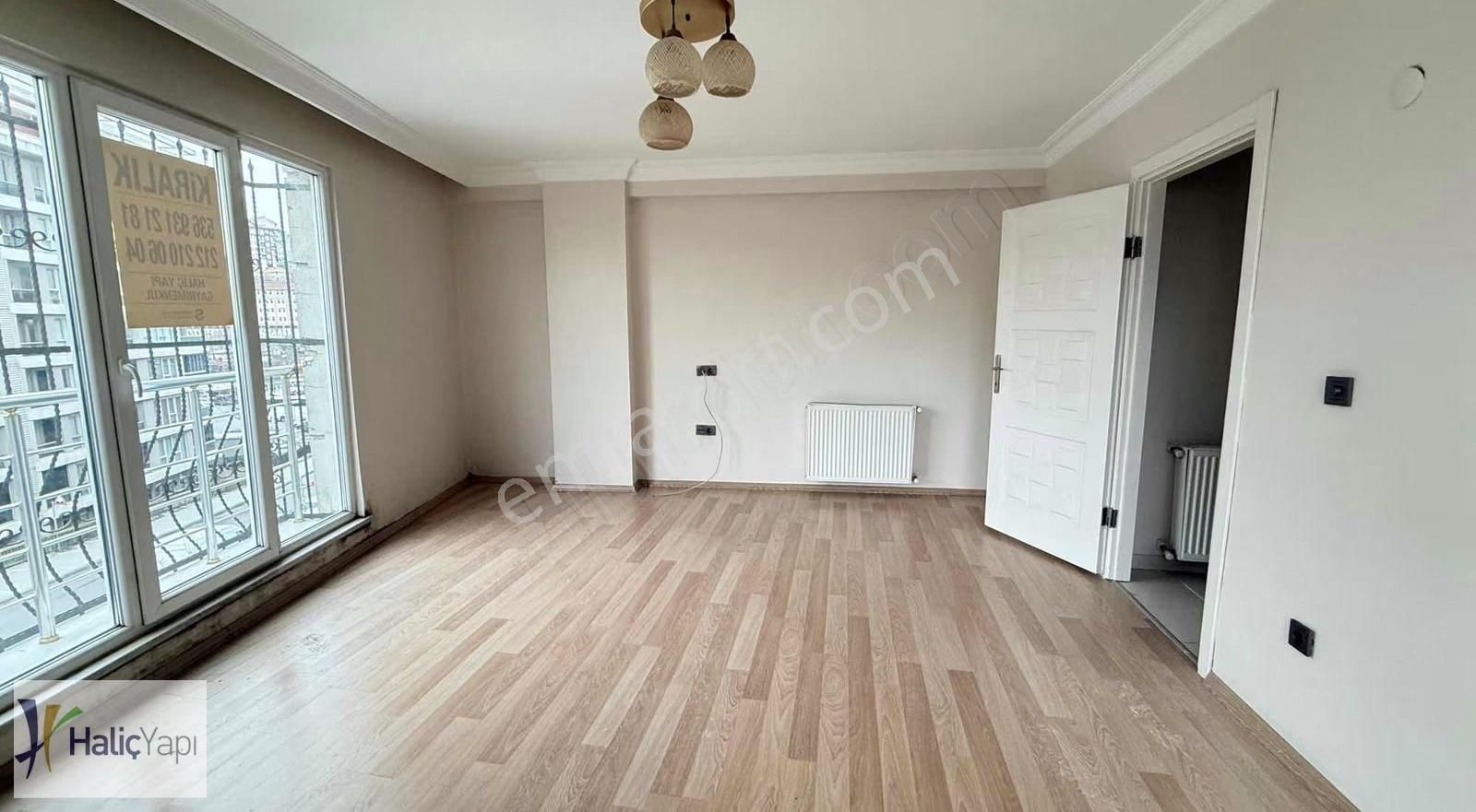 Axis Avm Ve Vadi İstanbul'a Yakın Manzaralı Daire - Görsel 4