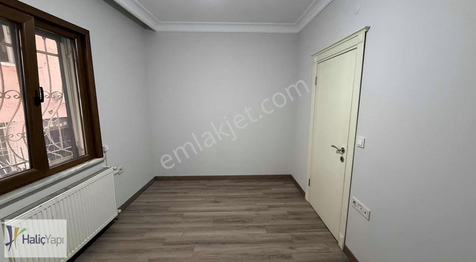 Talatpaşa Caddesine 3.üncü Bina Satılık Boş 2+1 Daire - Görsel 5