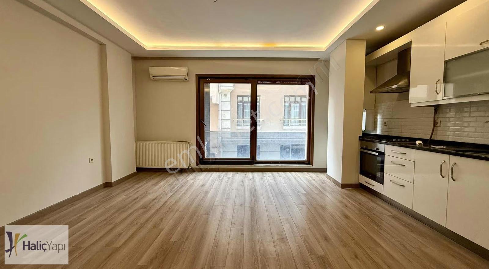Talatpaşa Caddesine 3.üncü Bina Satılık Boş 2+1 Daire - Görsel 18