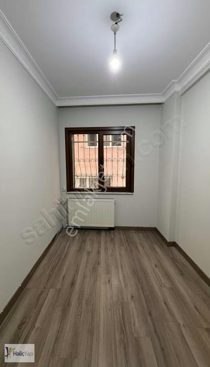 Talatpaşa Caddesine 3.üncü Bina Satılık Boş 2+1 Daire - Görsel 14