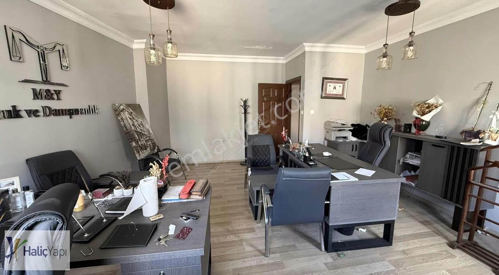Çağlayan Adalet Sarayına Yakın Kiralık 2+1 Otoparklı Ofis