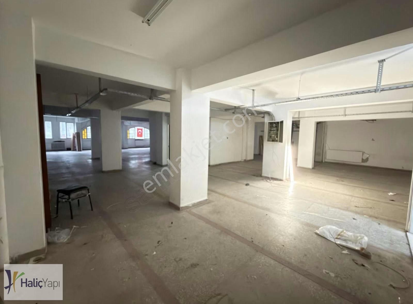 Nişantaşında Kiralık 1250m2 Kiralık İş Yeri - Görsel 8